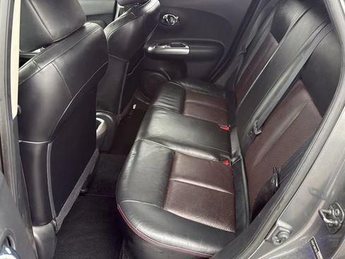 Used 2011 Nissan Juke SL FWD image 7