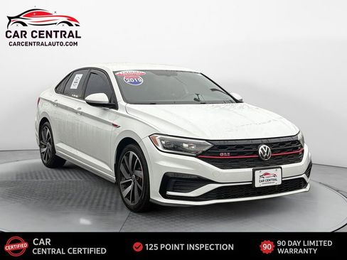 Used 2019 Volkswagen Jetta GLI image 7
