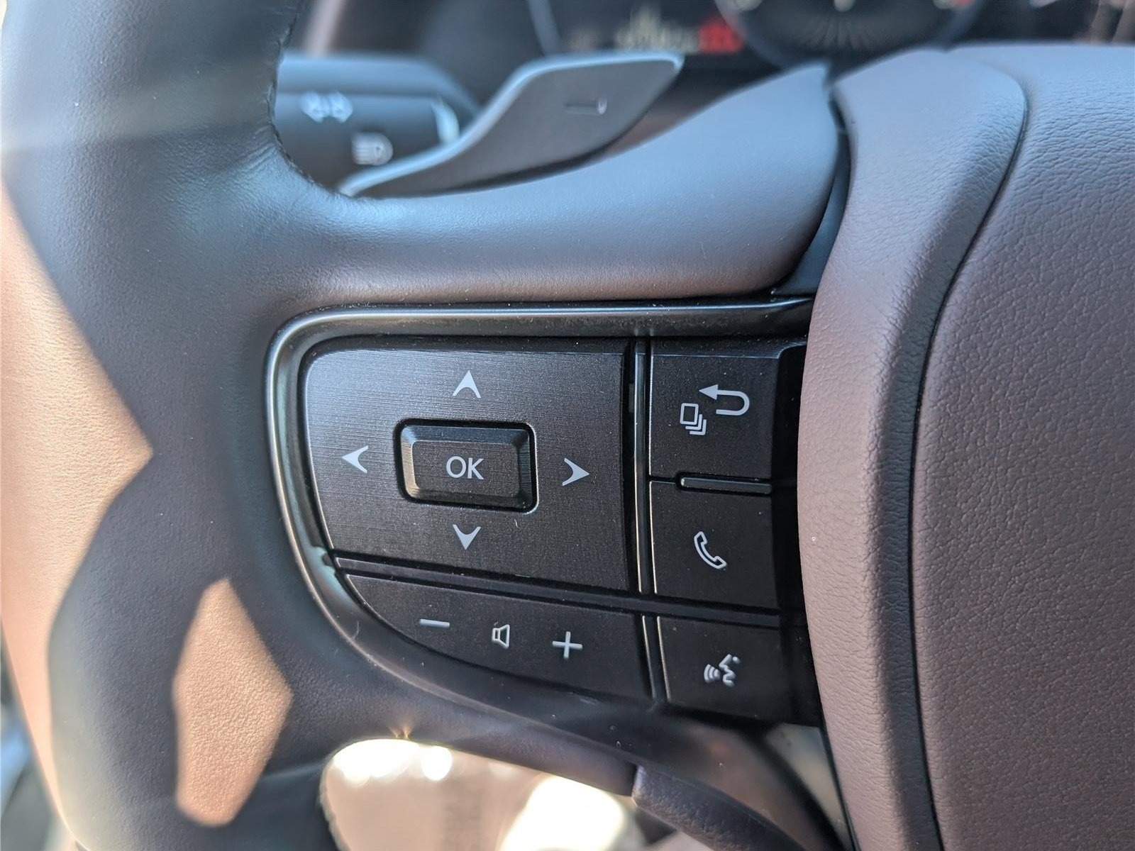 Used 2021 Lexus ES 350 w/ Premium Package FWD image 22