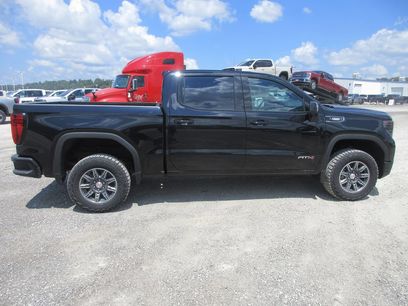 New 2026 GMC Sierra 1500 AT4 w/ AT4 Premium Package