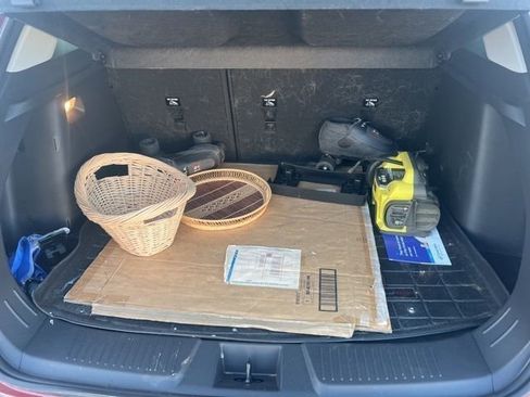 Used 2024 Chevrolet Trax LT w/ LT Convenience Package image 34