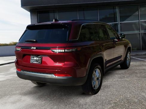 New 2025 Jeep Grand Cherokee Laredo X w/ Luxury Tech Group I image 7