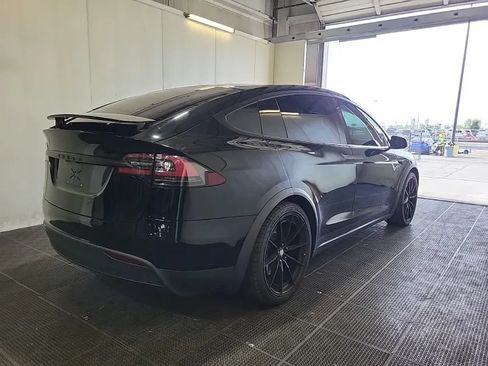 Used 2016 Tesla Model X 90D AWD/4WD image 4