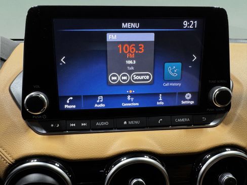 Used 2021 Nissan Sentra SV w/ SV Premium Package image 21