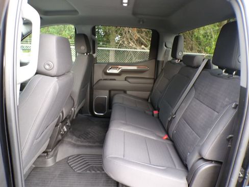 Used 2023 Chevrolet Silverado 1500 RST AWD/4WD image 18