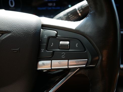 Used 2022 Cadillac Escalade ESV Sport w/ Touring Package AWD/4WD image 27