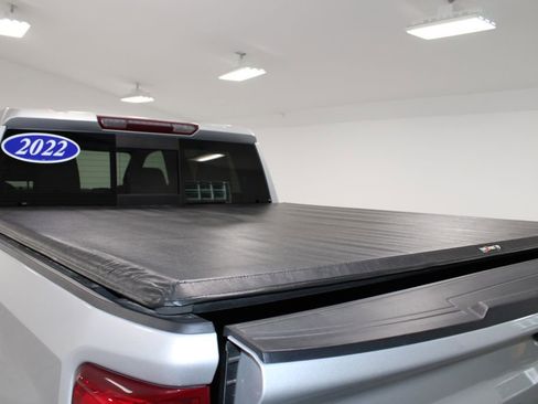 Used 2022 Chevrolet Silverado 1500 LTZ AWD/4WD image 19