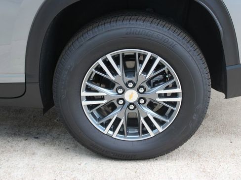 New 2026 Chevrolet Traverse LT w/ Enhanced Driving Package image 45