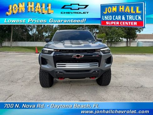 Used 2025 Chevrolet Colorado ZR2 w/ Midnight Edition AWD/4WD image 19