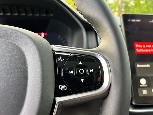 New 2026 Volvo XC90 B6 Plus w/ Protection Package Premier image 14