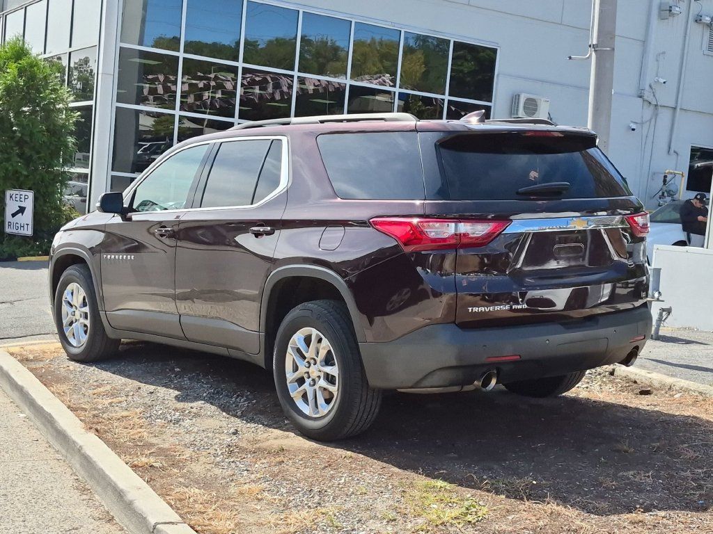 Used 2021 Chevrolet Traverse LT AWD/4WD image 9
