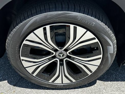 New 2026 Mercedes-Benz EQE 320 4MATIC SUV image 20