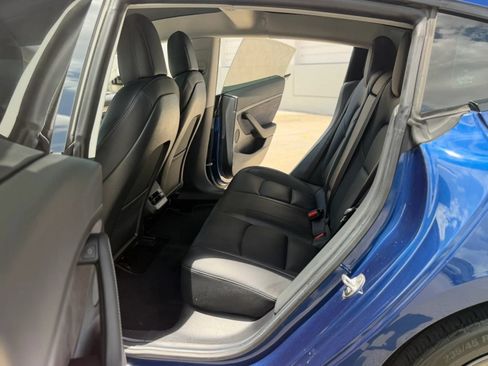 Used 2021 Tesla Model 3 Standard Range Plus RWD image 18