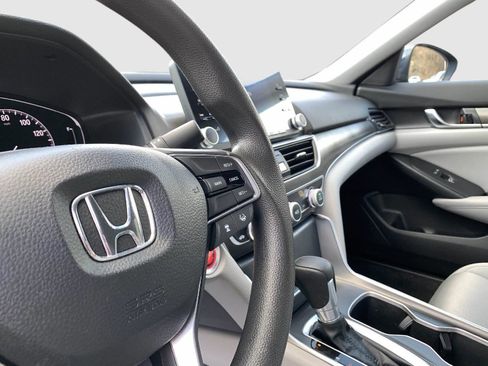 Used 2019 Honda Accord LX image 43