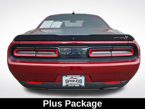 Used 2022 Dodge Challenger R/T Scat Pack w/ Shaker Package RWD image 5
