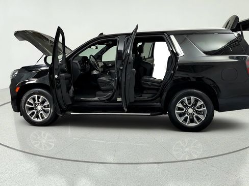Used 2023 Chevrolet Tahoe LT w/ Luxury Package AWD/4WD image 10