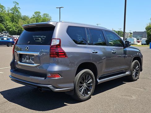 Used 2022 Lexus GX 460 Premium w/ Accessory Package AWD/4WD image 6