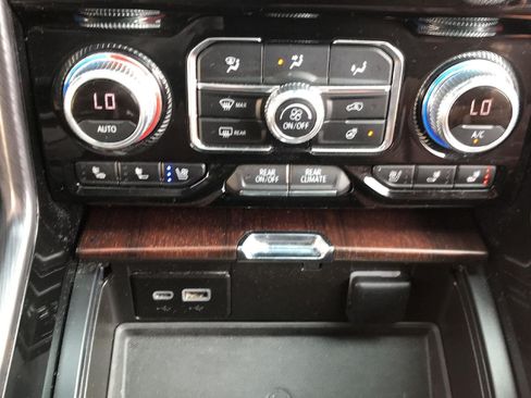 Certified 2023 GMC Yukon Denali Ultimate AWD/4WD image 35