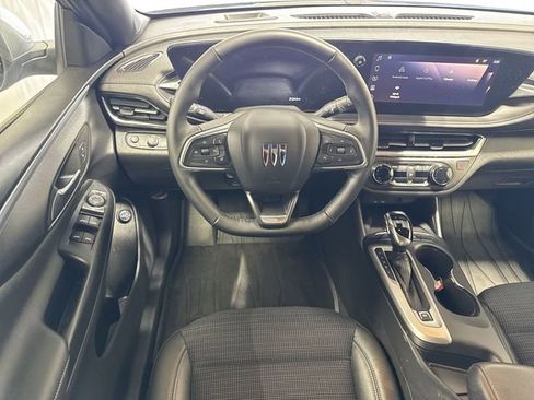 Used 2024 Buick Envista Preferred w/ Convenience I Package image 14