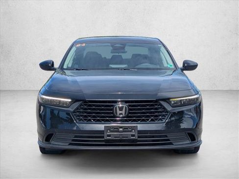 Used 2023 Honda Accord EX image 2