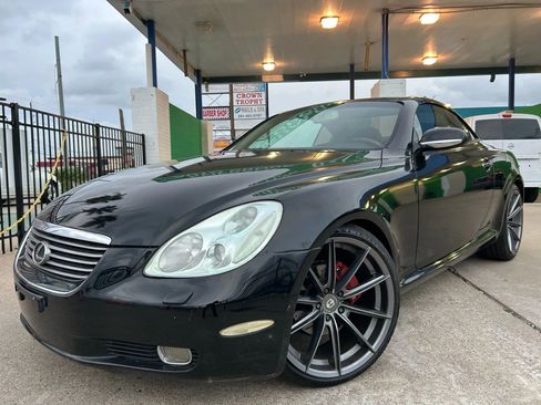 Used 2005 Lexus SC 430 Convertible image 2