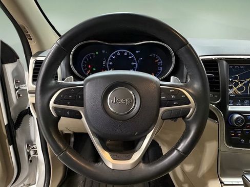 Used 2017 Jeep Grand Cherokee Limited w/ Luxury Group II image 21