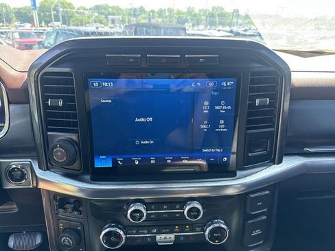 Used 2022 Ford F150 Lariat AWD/4WD image 16