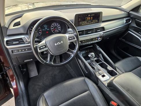 Used 2022 Kia Telluride S FWD image 12