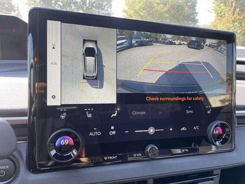 Used 2026 Subaru Trailseeker w/ Interior Protection Package AWD/4WD image 31