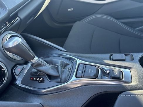 Used 2023 Chevrolet Camaro LT w/ Technology Package image 22