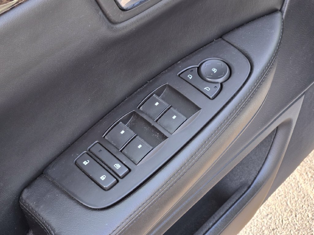 Used 2008 Cadillac DTS FWD image 25