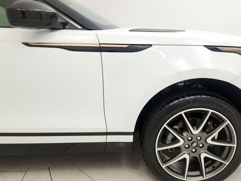 Used 2022 Land Rover Range Rover Velar R-Dynamic S AWD/4WD image 37