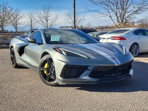 Used 2023 Chevrolet Corvette Stingray Premium Cpe w/ Z51 Performance Package image 3