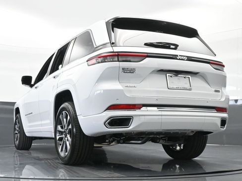 Used 2024 Jeep Grand Cherokee Overland w/ Luxury Tech Group IV image 53