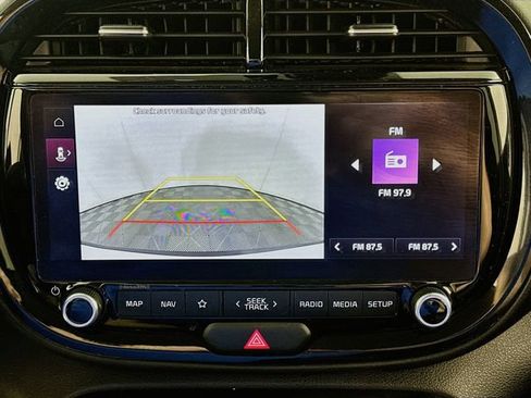 Used 2023 Kia Soul S FWD image 16