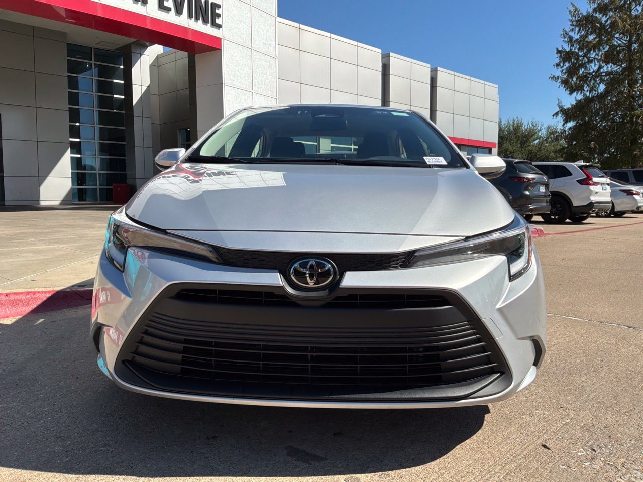Used 2026 Toyota Corolla LE FWD image 3