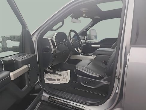 Used 2022 Ford F350 Lariat w/ Tremor Off-Road Package image 12