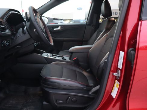 Used 2023 Ford Escape ST-Line Select w/ Tech Pack #2 image 9