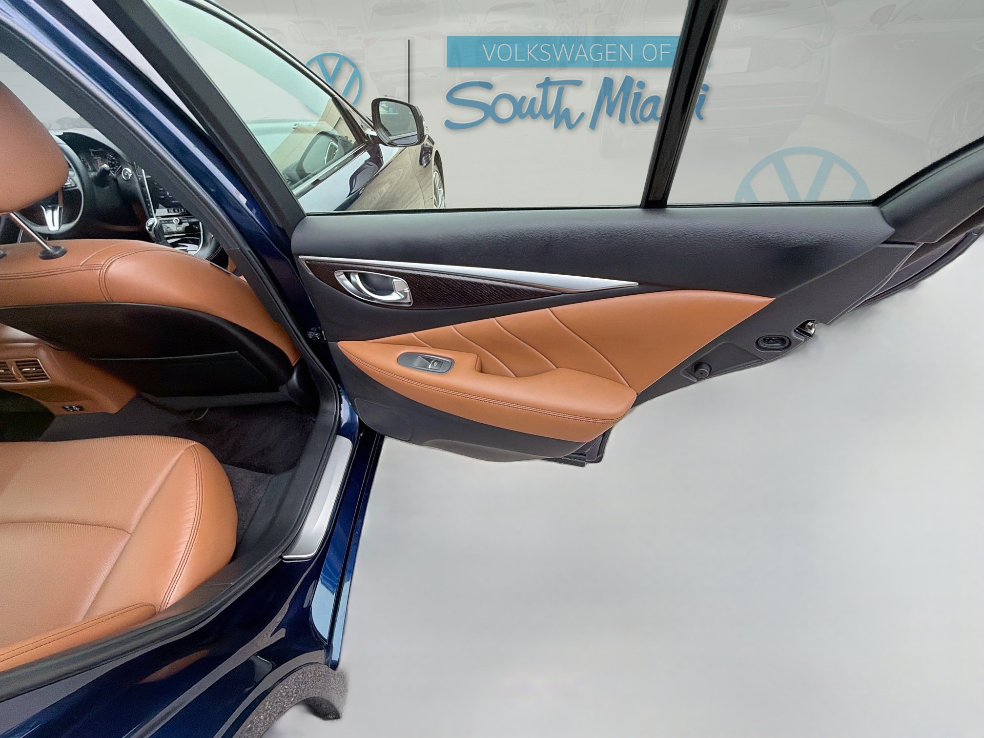 Used 2023 INFINITI Q50 Sensory RWD image 30