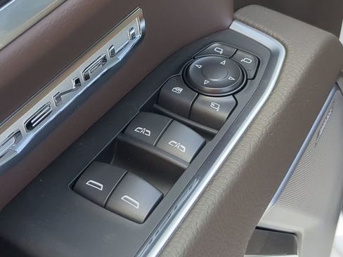 New 2026 GMC Sierra 1500 Denali AWD/4WD image 21
