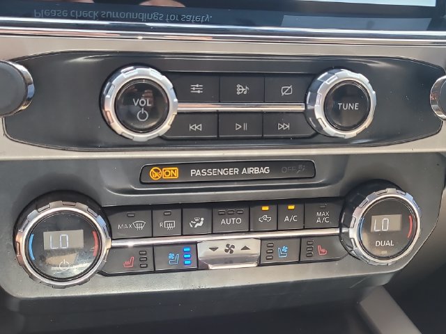 Used 2022 Ford F450 Lariat w/ Lariat Ultimate Package AWD/4WD image 27