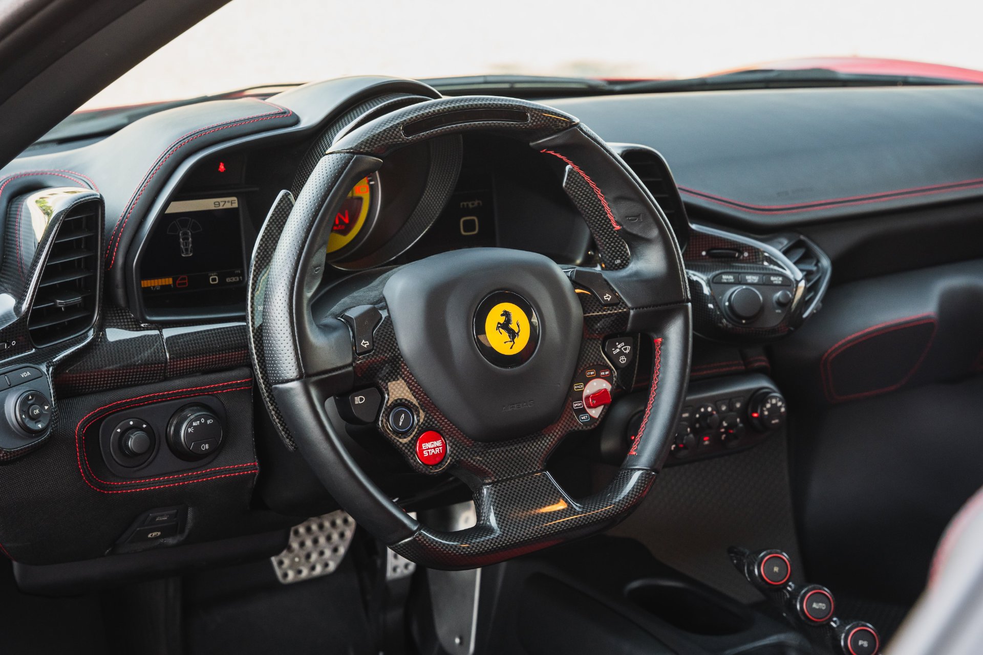 Used 2015 Ferrari 458 Speciale Coupe RWD image 44