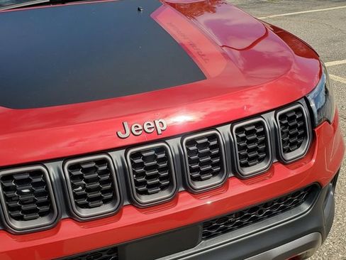 New 2026 Jeep Compass Trailhawk AWD/4WD image 29