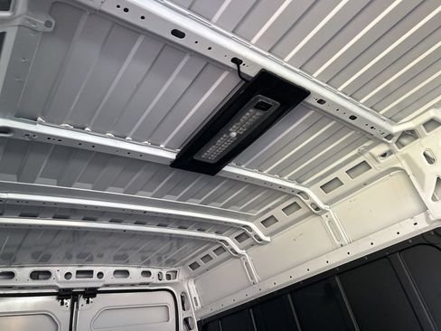 Used 2025 RAM ProMaster 2500 w/ Convenience Group FWD image 31
