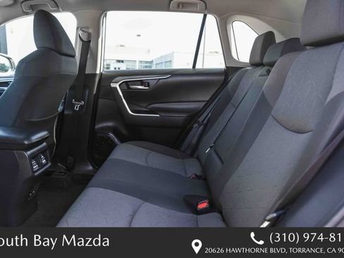 Used 2023 Toyota RAV4 XLE FWD image 18