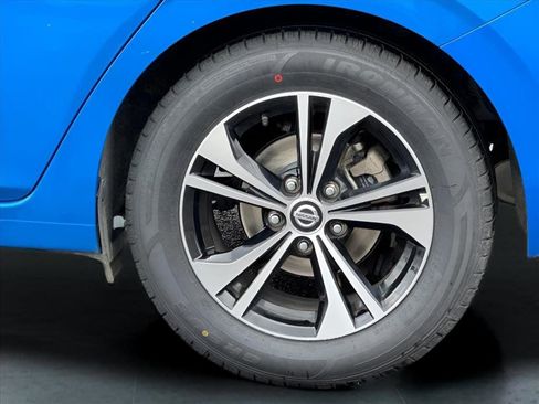 Used 2023 Nissan Sentra SV image 11