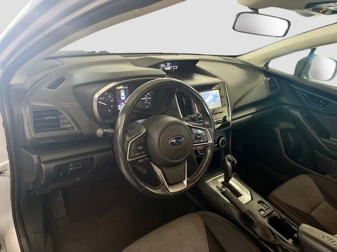 Used 2022 Subaru Crosstrek 2.0i Premium AWD/4WD image 9