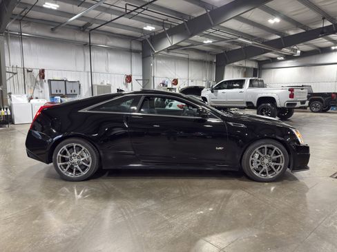 Used 2011 Cadillac CTS V w/ Wood Trim Package RWD image 2
