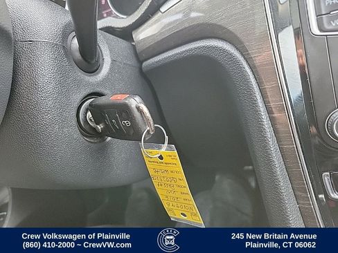 Used 2016 Volkswagen Passat 1.8T SE image 9