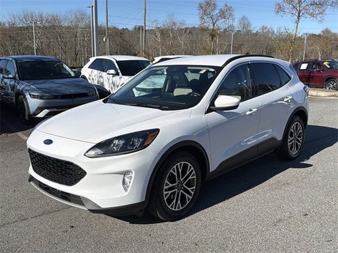 Used 2020 Ford Escape SEL image 3
